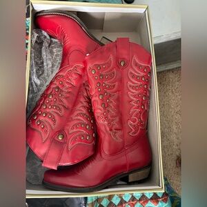 Red limelight cowgirl boots